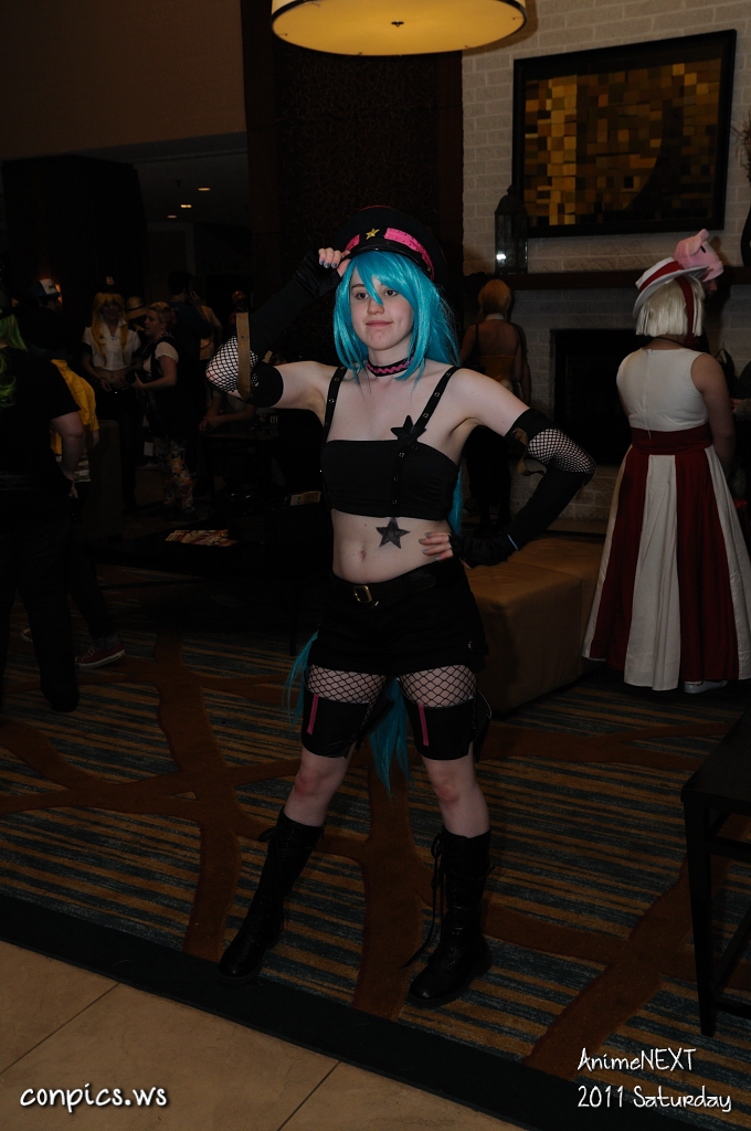 D4E_0235